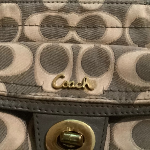 Purse - Picture 1 of 3